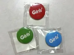 Girls2 オンラインストア限定特典缶バッジ 水色 赤色 緑色 3点セットのサムネイル