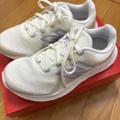ニューバランススニーカー　24㎝のサムネイル