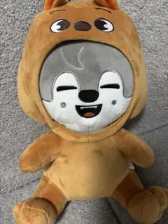 Stray Kids TOY WORLD ウルフチャン 抱きぬいぐるみ - メルカリ