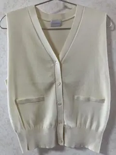 ノースリーブ ニットベスト　Vネック