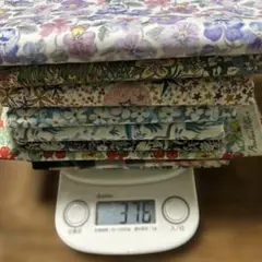 セール　リバティはぎれ376g 大きめ　21