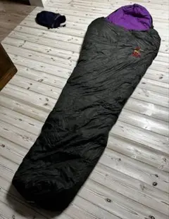 ダウンシュラフ　KARRIMOR 寝袋 PERTEX ①のサムネイル