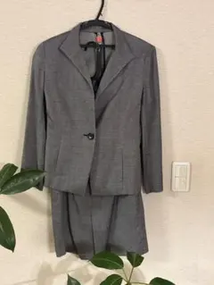 アナイ　レディーススーツ