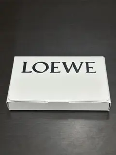 【新品未開封】LOEWE ロエベ　001 香水 サンプルセットのサムネイル