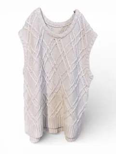 アイボリーホワイト ケーブル編み ニットベスト フリーサイズ
