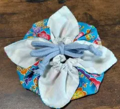 花柄の布製巾着袋　①