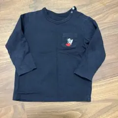 黒の長袖Tシャツ ポケット付き