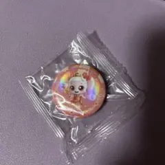 くら寿司 デザートキャッチ！ティニピン 缶バッジ ハチュピン