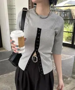 CAPRICIEUX LE'MAGEホックキャミクロップニットSET（シルバー）