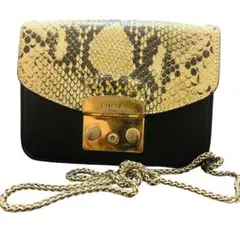 【希少】FURLA メトロポリス　パイソン柄フラップ　ショルダーバッグ　チェーン