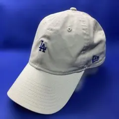 Item thumbnail for item 57a3e150-7351-4f14-a4a6-498aa2b729ce