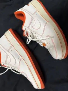 Item thumbnail for item 20a23816-b524-4ae4-b062-20e6e39f067e