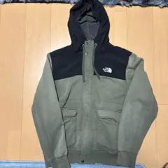 ザノースフェイスフーディーパーカー