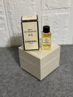 シャネル　N°5 EAU DE TOILETTE オードトワレ　4.5ml