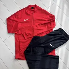ナイキ　NIKE 上下　セットアップ　サッカー　フットサル　ランニング　ジム