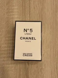 CHANEL N°5 ザ ヘア ミスト 35ml未開封 ハンドクリームセット - メルカリ