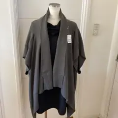 未使用　varlet ニットの変形カーディガン　カーキ