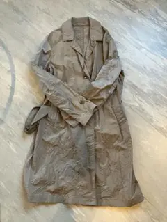 【ほぼ新品】D/him ナイロン素材のトレンチコート