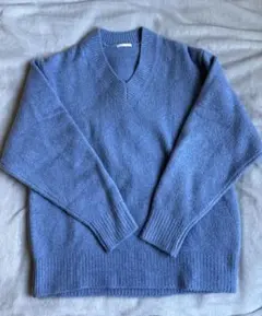 GU ブルー Vネック ニットセーター M