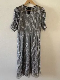 niana 刺繍レース バックリボン パーティードレス M