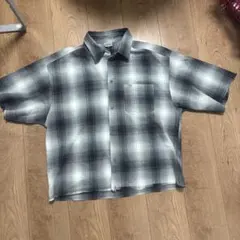 Catiop 半袖シャツ 短丈グレー系チェック