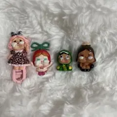 crybaby フィギュア　ヘアピン　4つセット