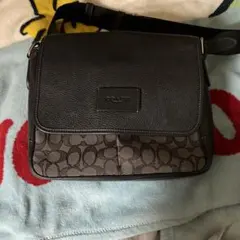 COACH シグネチャー ショルダーバッグのサムネイル