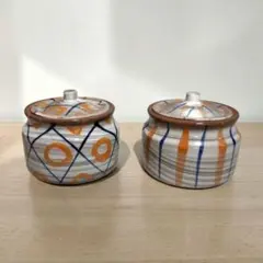 新品未使用　保存容器　蓋付き小鉢　漬物入小物入　珍味入れ　調味料入　柄違い2個のサムネイル