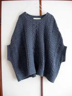 ガリャルダガランテ ケーブルニット ベスト ポンチョ