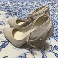 ベージュ スパンコール ヒール パンプス