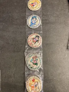 セーラームーン缶バッジ7個新品未開封