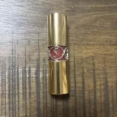 YSL ルージュ ヴォリュプテ シャイン No.76 レッド イン ザ ダーク