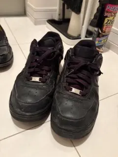 NIKE AIR FORCE 1 ブラック スニーカー