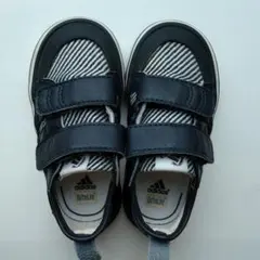 13cm アディダス　adidas　ベビーシューズ　靴