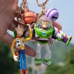 【残りわずか】トイストーリー ウッディ バズ キーホルダー