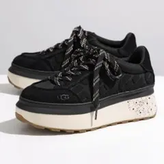 UGG レアスニーカー／マリンレースロゴ