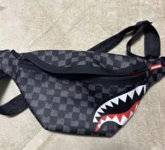 2026年最新】sprayground ショルダーバッグの人気アイテム - メルカリ