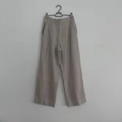 ジーユー カジュアルパンツ