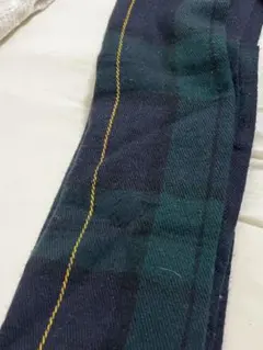 緑と黒のチェック マフラー フリンジ付き