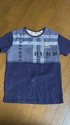 Burberry ネイビー Tシャツ グラフィック