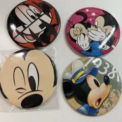 ディズニー　缶バッジ　ミッキーマウス/ミニーマウス