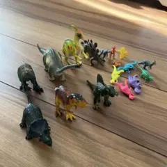 恐竜フィギュア 17体セット