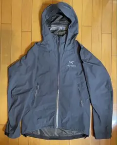 希少　arcteryx zeta sl neptune 2019年モデル　廃盤のサムネイル