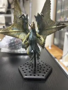 モンスターハンター シャガルマガラ フィギュア