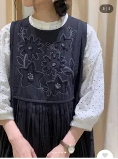 新品タグ付きTSUHARU SM2 カットワーク刺繍前後着ノースリワンピース