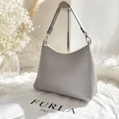 FURLA フルラ GISEL ジゼル ワンショルダーバッグ シボ革 保存袋付のサムネイル