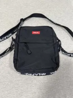 MILKFED. ブラック ショルダーバッグ