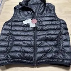 新品未使用　イオンダウンベスト　ブラック　ＬＬ