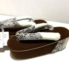 振袖用　草履　厚底　レース入り　新品　No.2971