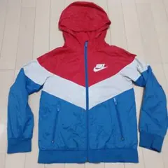 NIKE　ナイロンパーカー　140